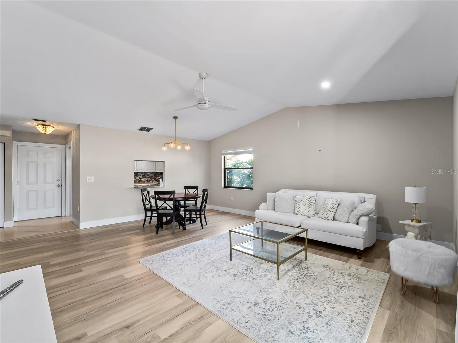VILLAGE OAKS SEC A - Residential