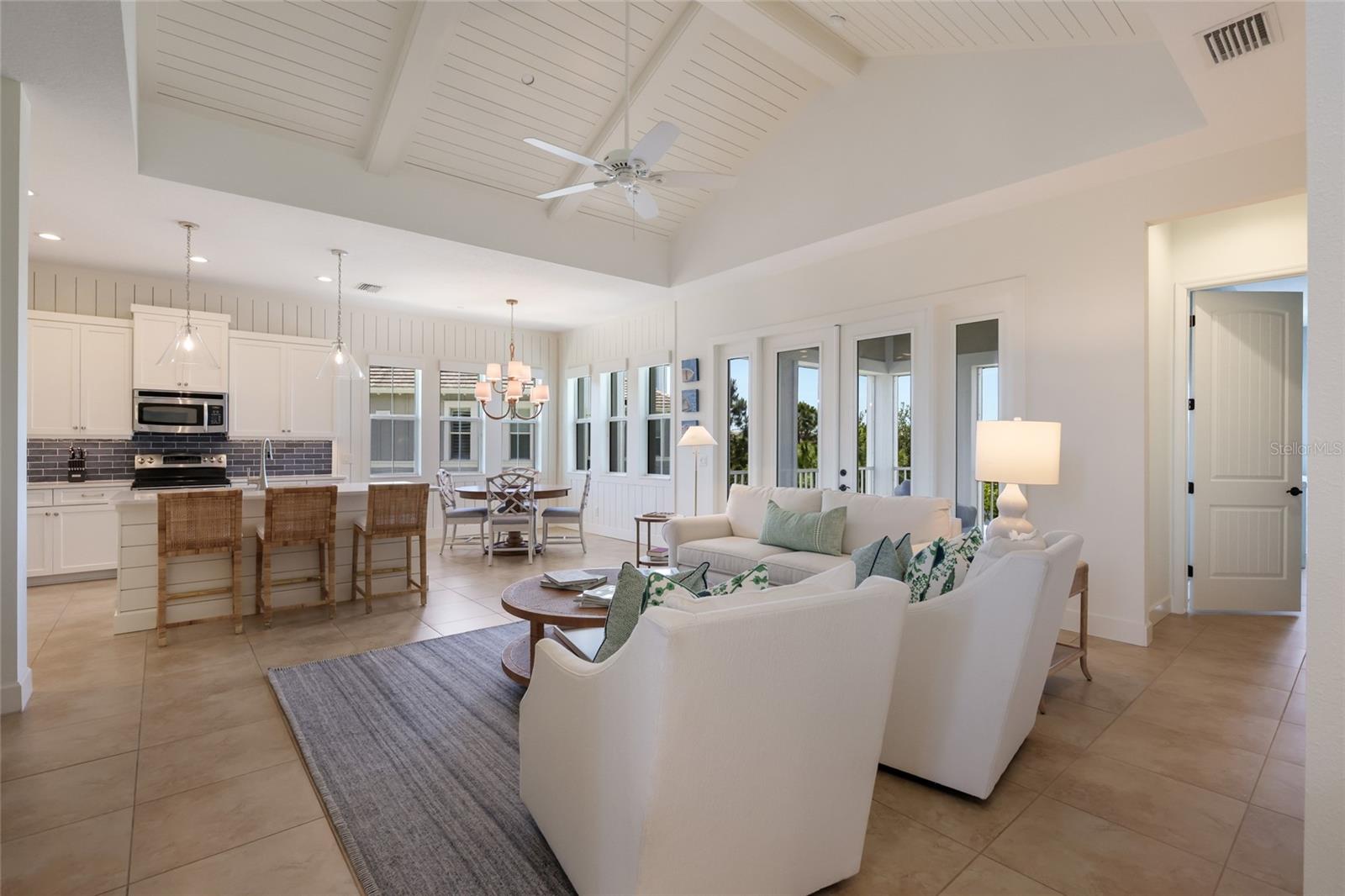 MANGROVE WALK ON HARBOUR ISLE PH 21 - Residential