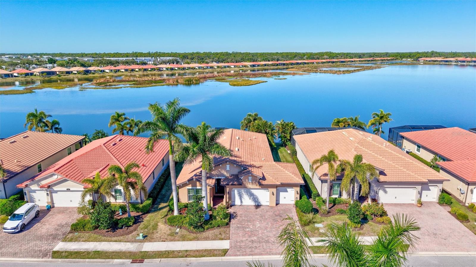 TOSCANA ISLES UN 1 - Residential
