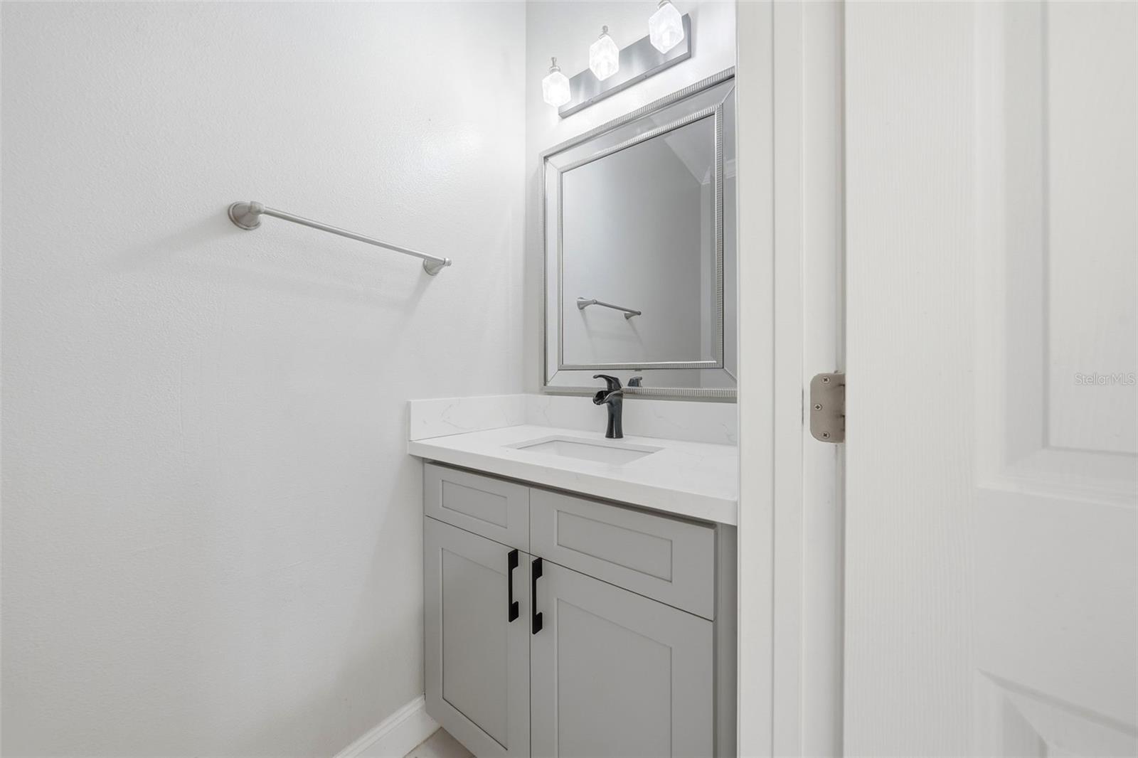 GLENMUIR 48 39 - Residential
