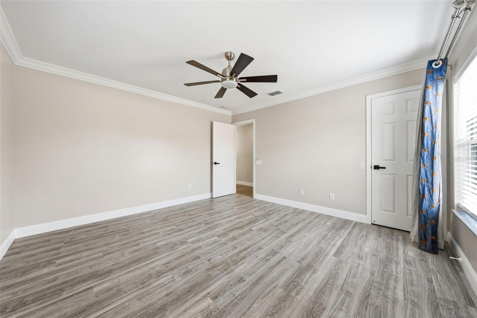 GLENMUIR 48 39 - Residential
