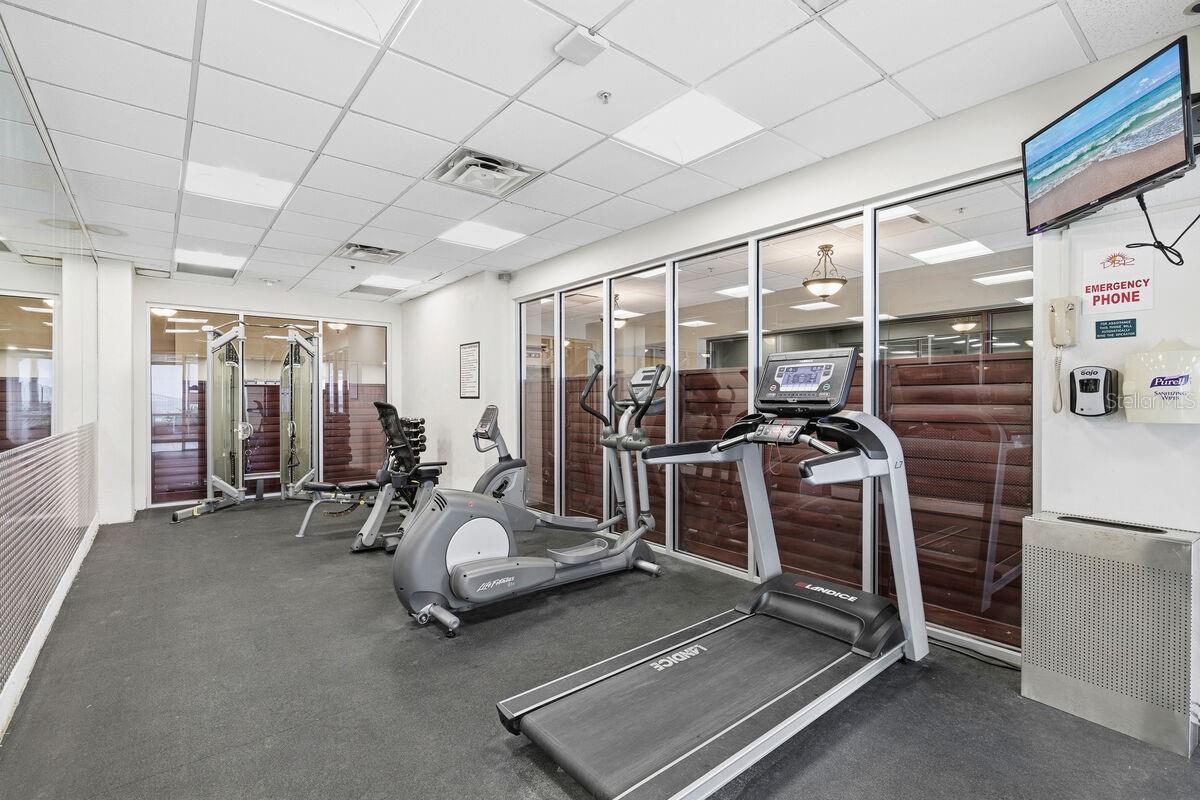 DAYTONA BEACH RESORT & CONF CENTER - Residential