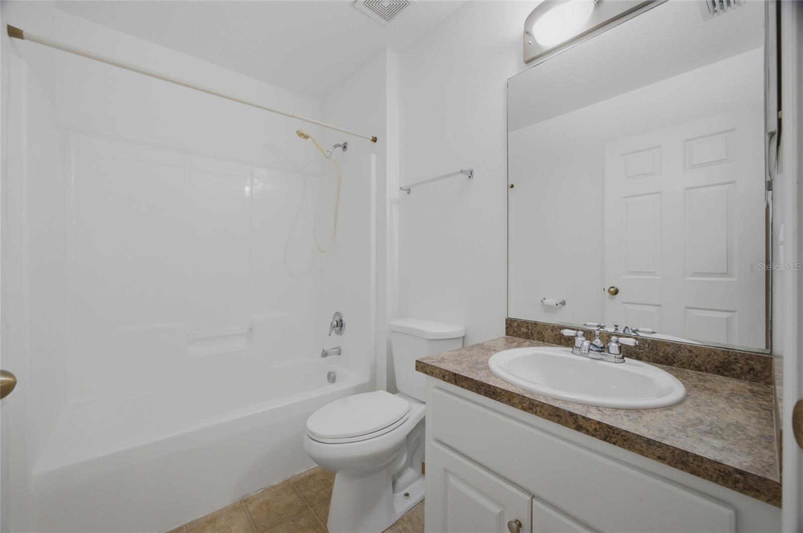 LAKE KIMBERLY VILLAGE CONDO - Residential