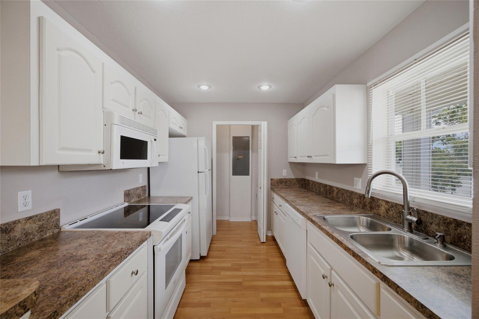 LAKE KIMBERLY VILLAGE CONDO - Residential