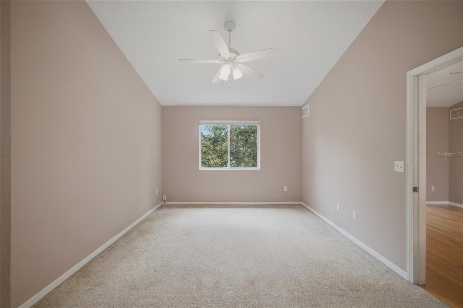 LAKE KIMBERLY VILLAGE CONDO - Residential