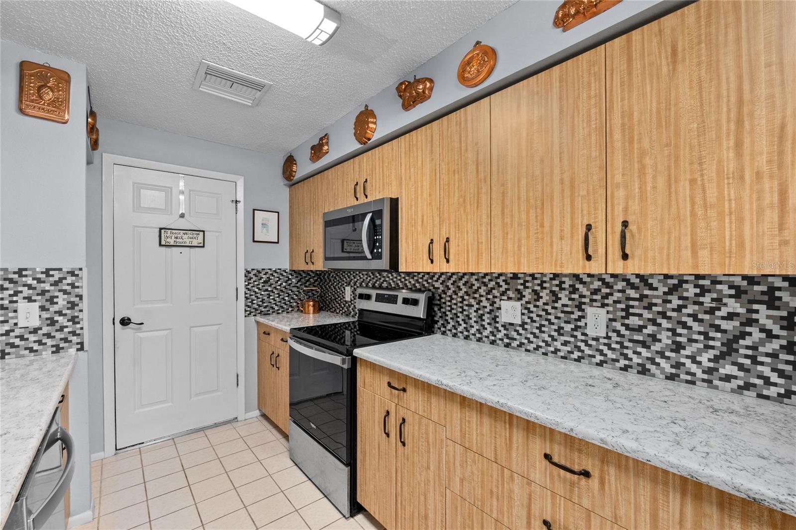 CAMBRIDGE COMMONS CONDO PH 02 - Residential