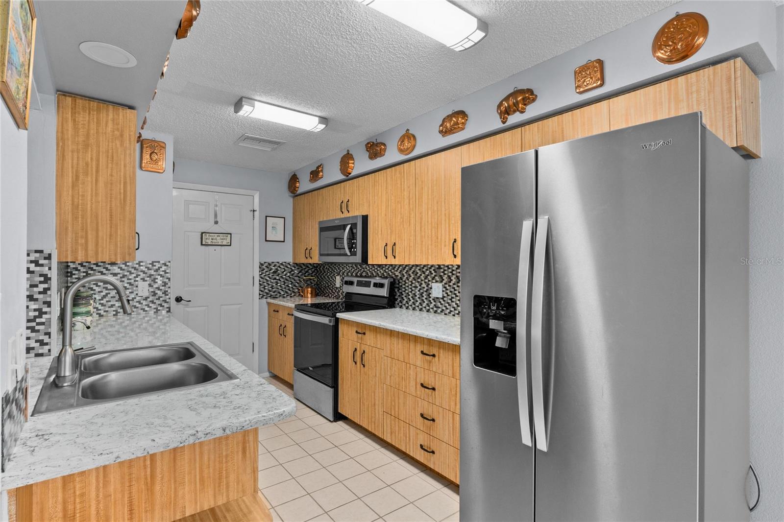 CAMBRIDGE COMMONS CONDO PH 02 - Residential