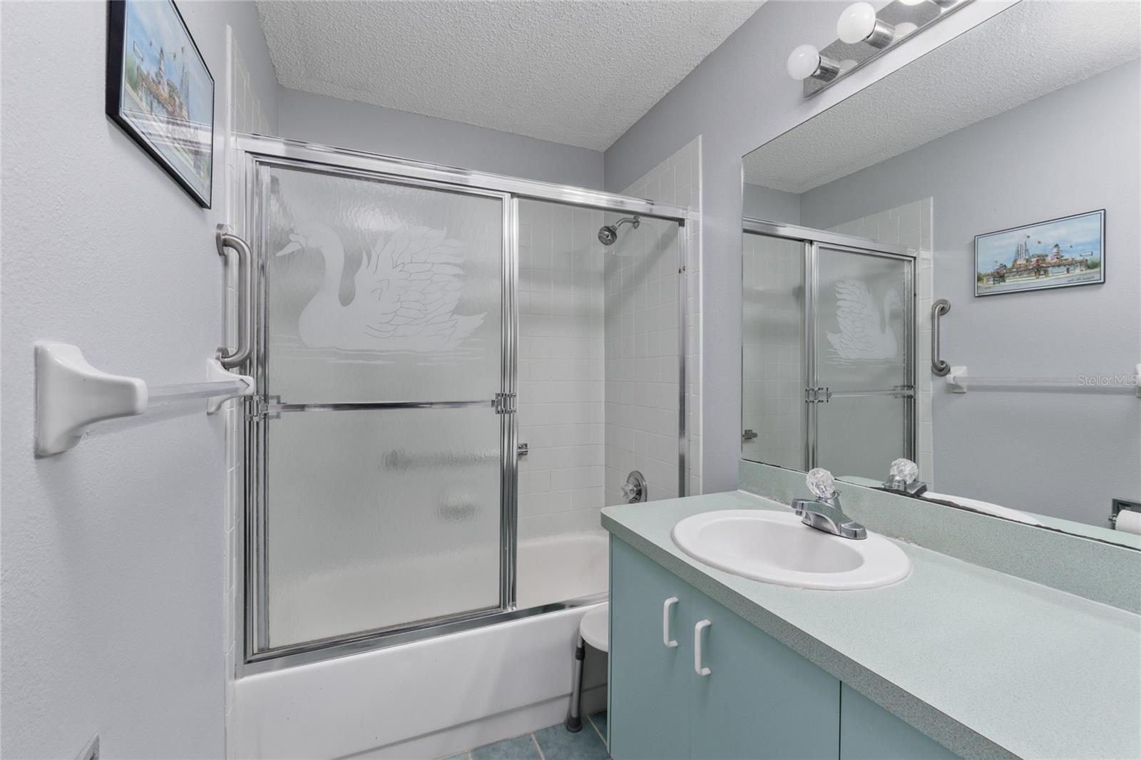 CAMBRIDGE COMMONS CONDO PH 02 - Residential
