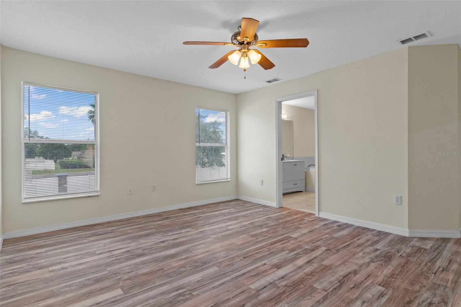 SILVER RIDGE - Residential