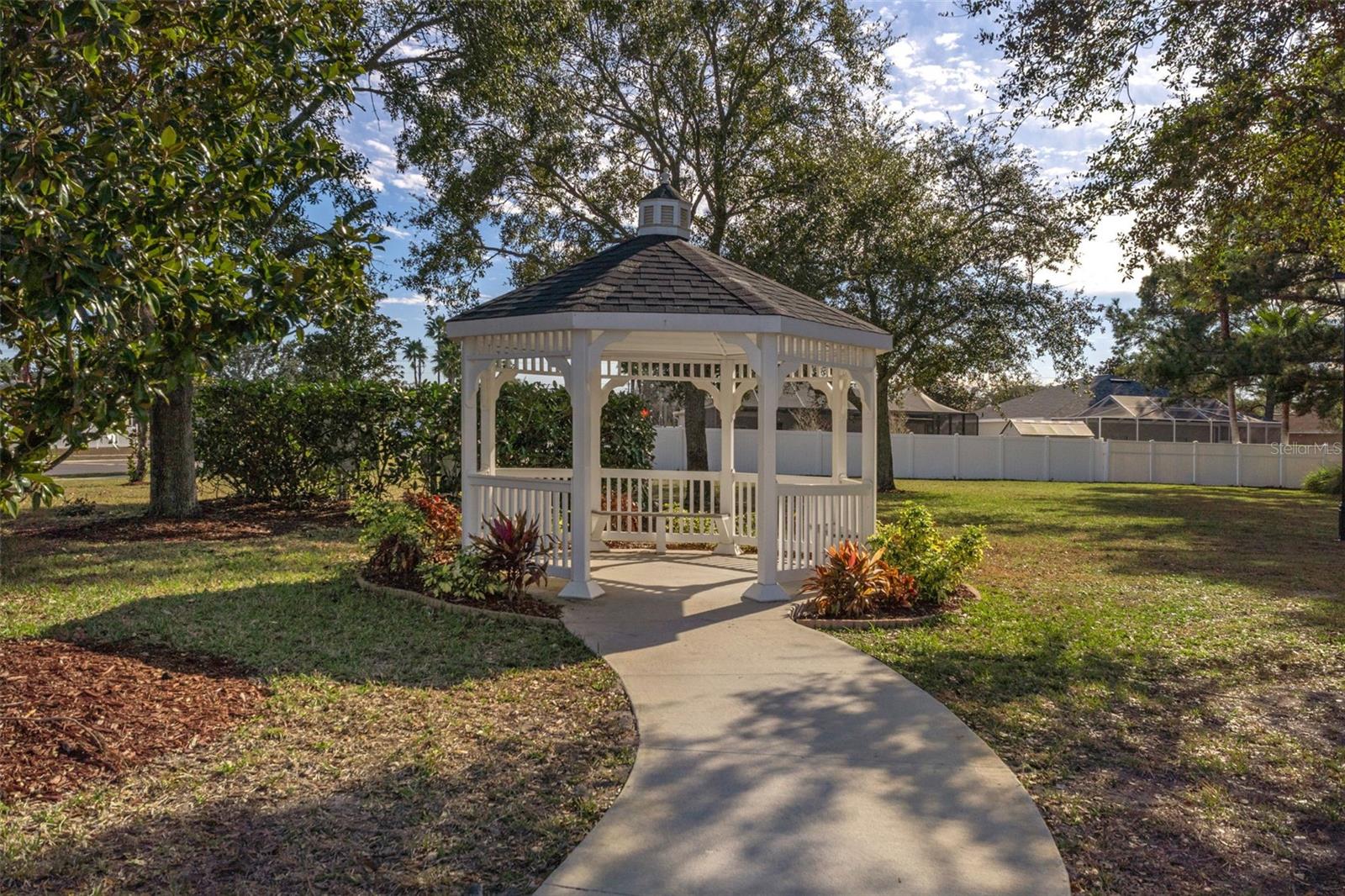 SILVER RIDGE - Residential