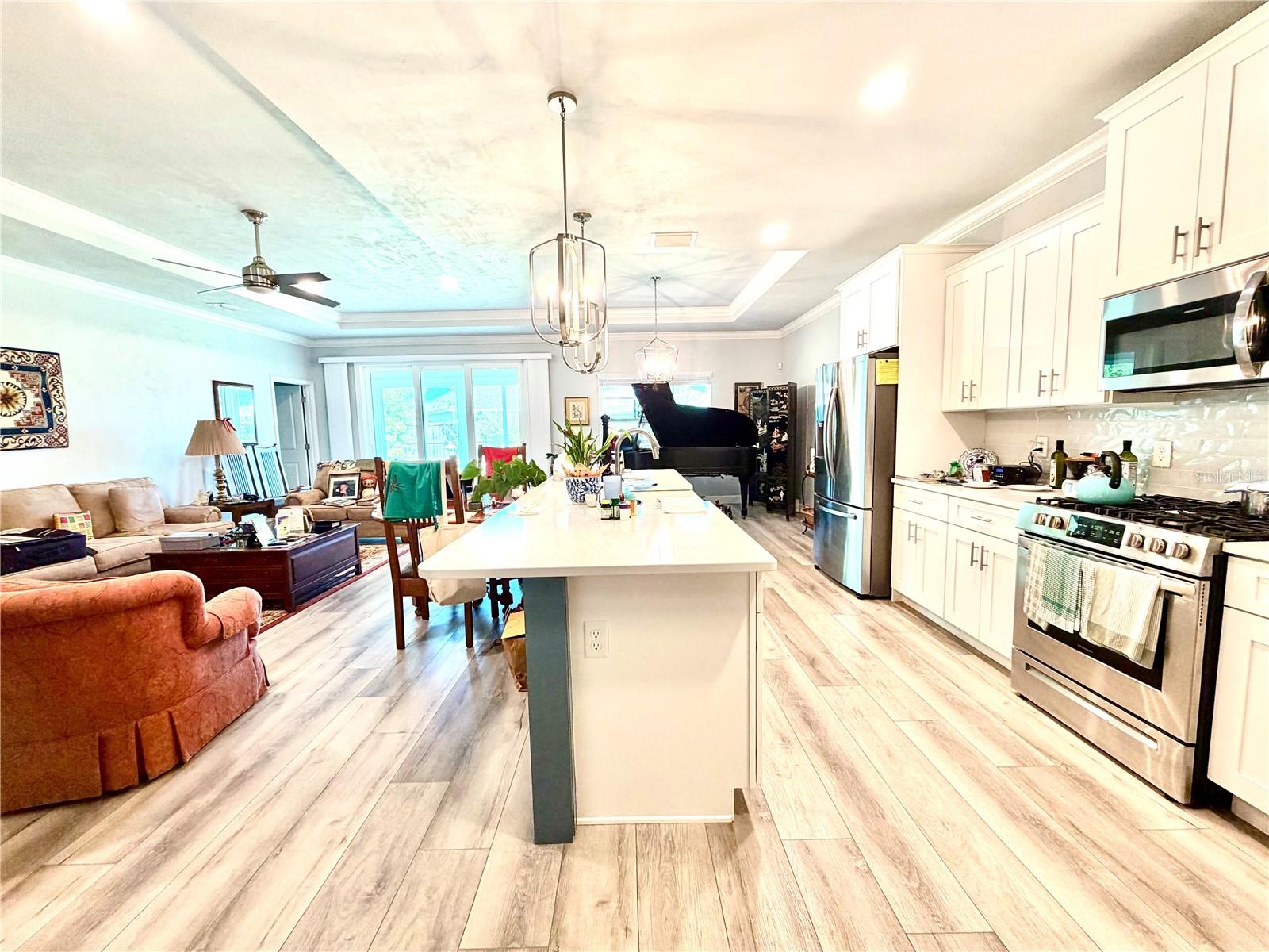 GRAND OAKS AT TOWER PH 2 PB 37 PG 63 - Residential