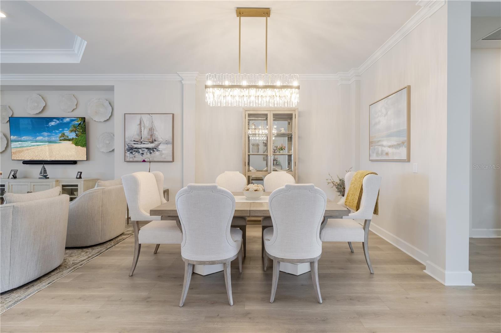 ESPLANADE LAKE CLUB 5 B - Residential