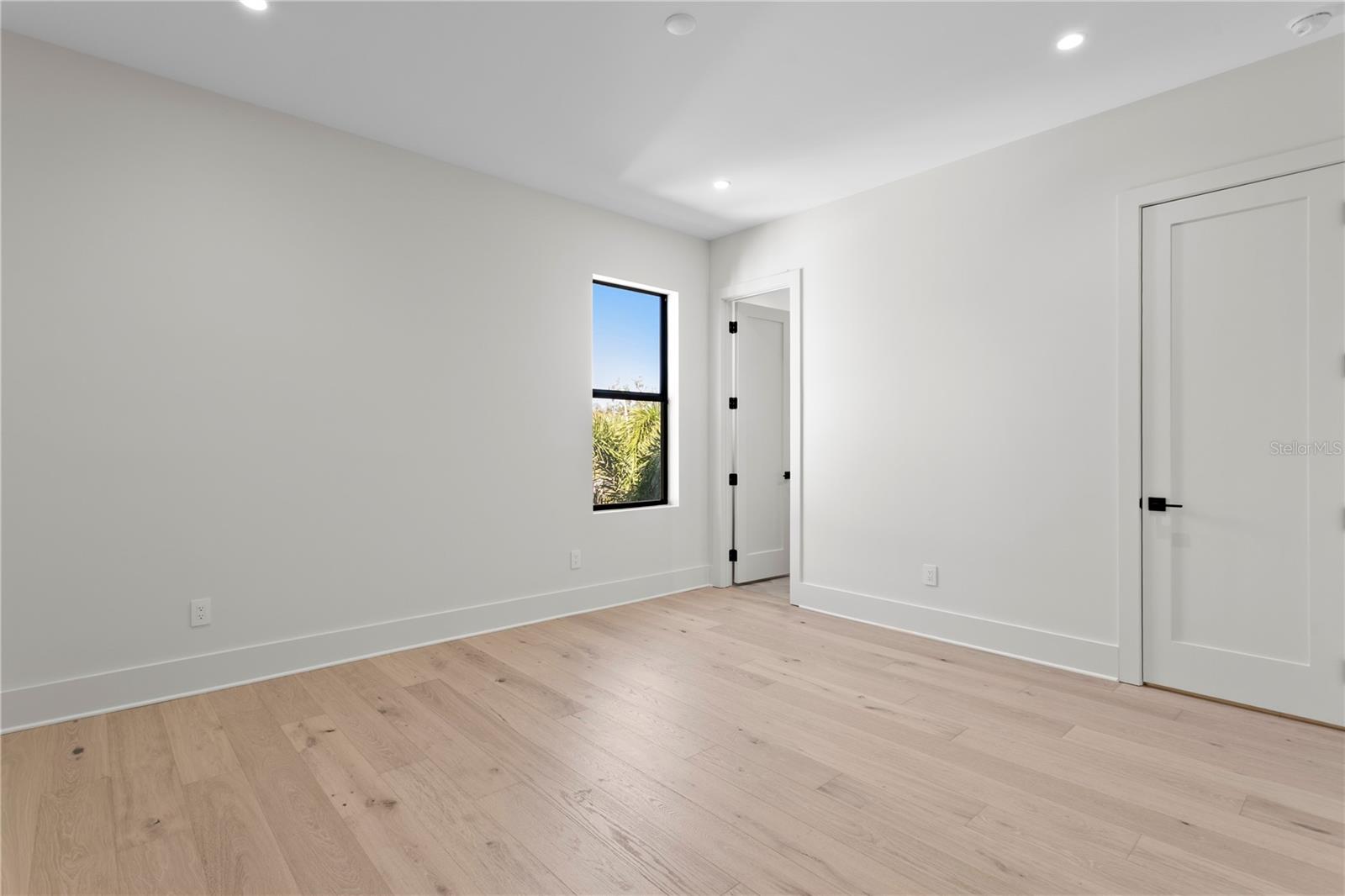 PICADILLY - Residential
