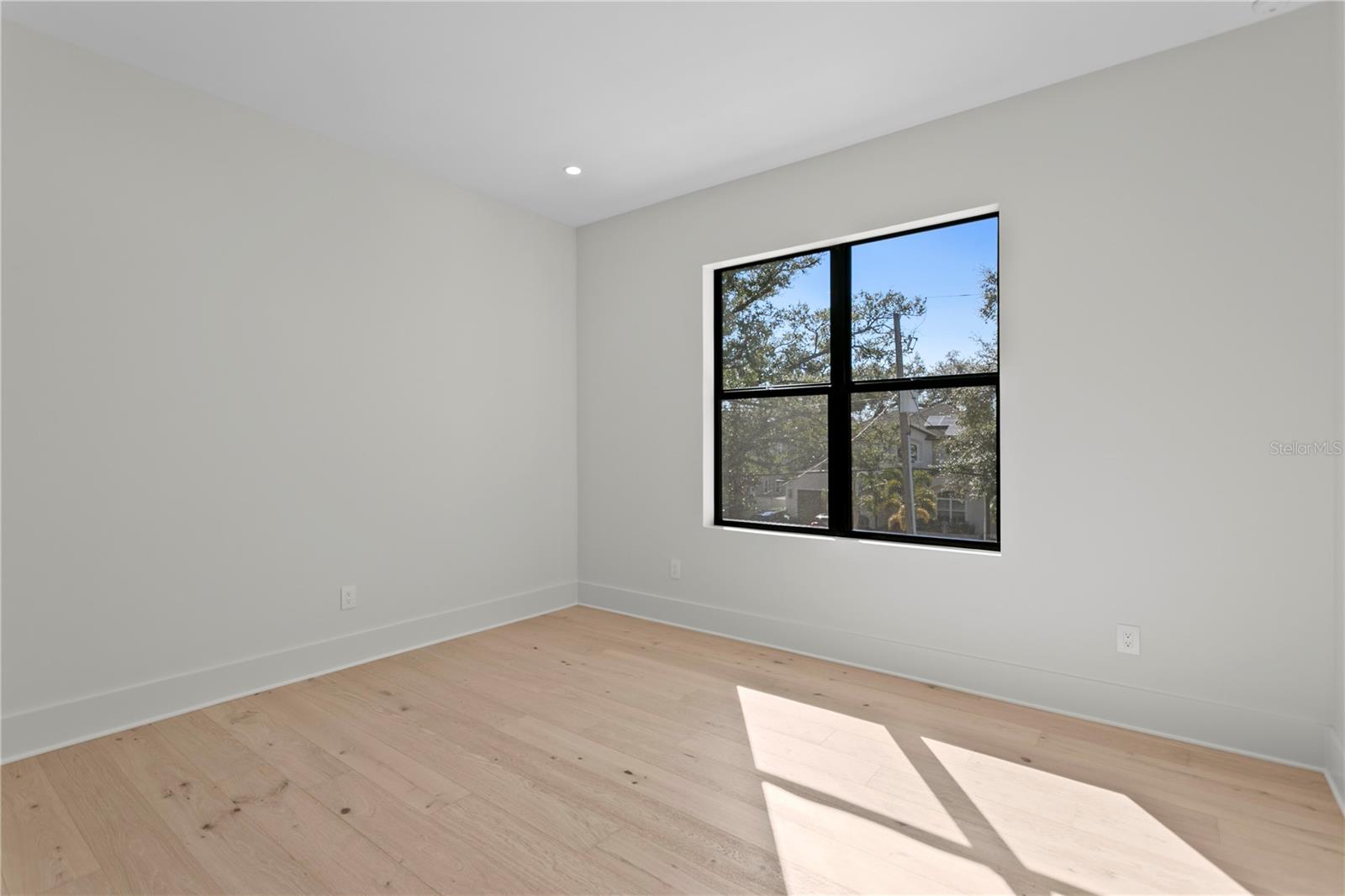 PICADILLY - Residential