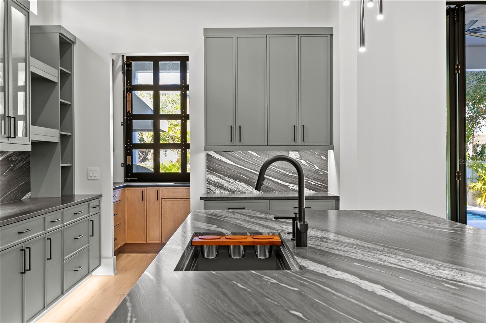 PICADILLY - Residential