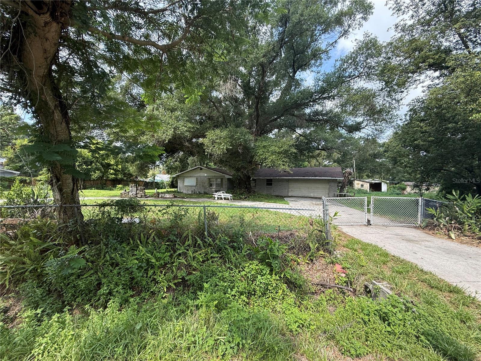 PINEWOOD - Residential