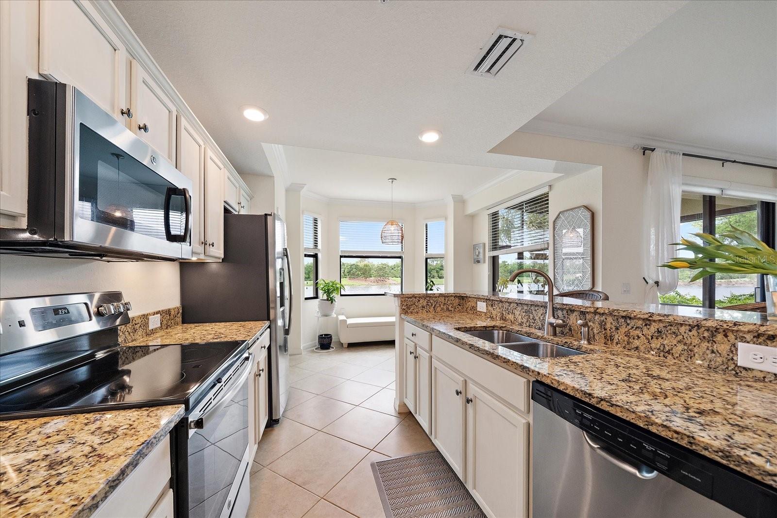 LAKEWOOD NATIONAL - Residential
