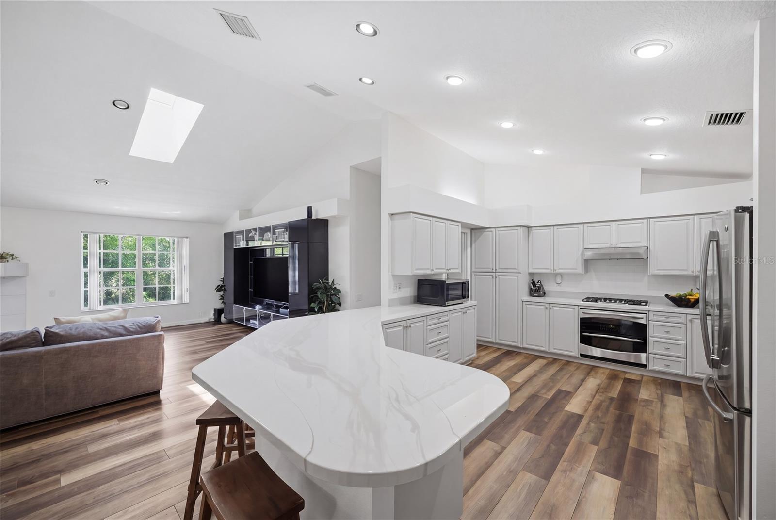 ANGUS VALLEY - Residential
