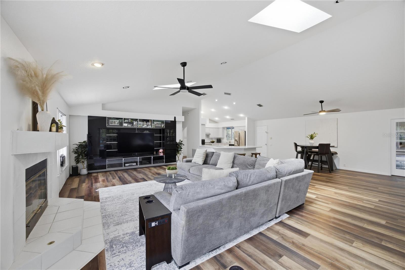 ANGUS VALLEY - Residential