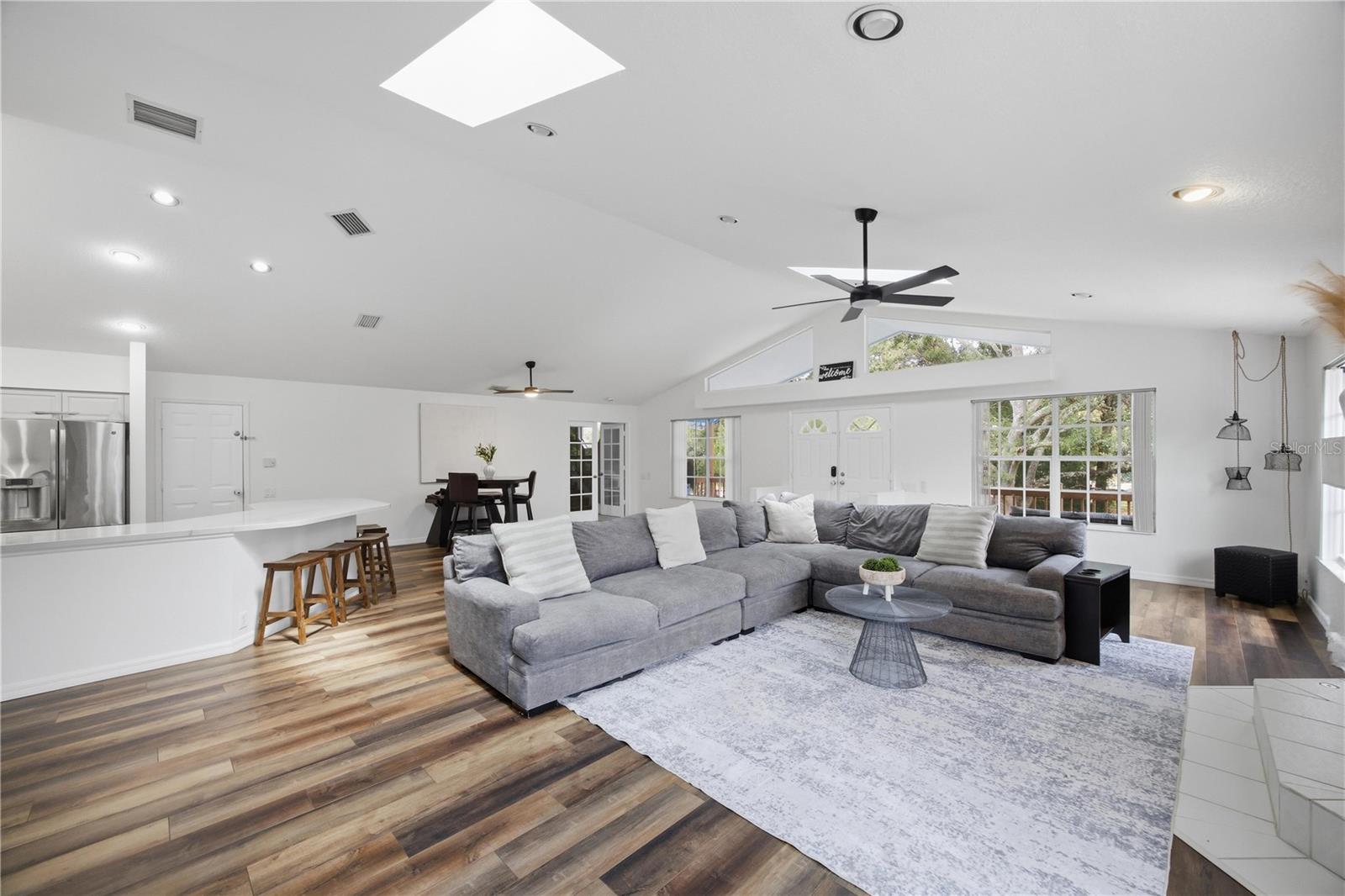 ANGUS VALLEY - Residential