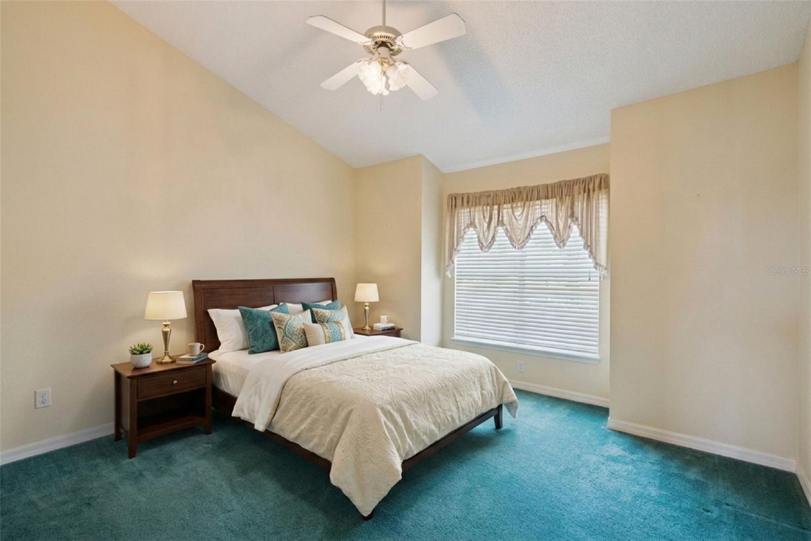 SHADOWBAY UNIT 1 - Residential