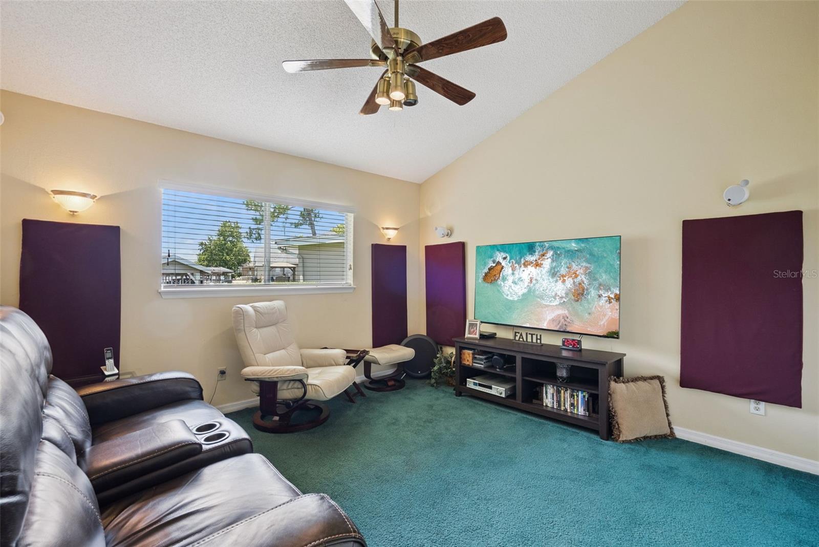 SHADOWBAY UNIT 1 - Residential