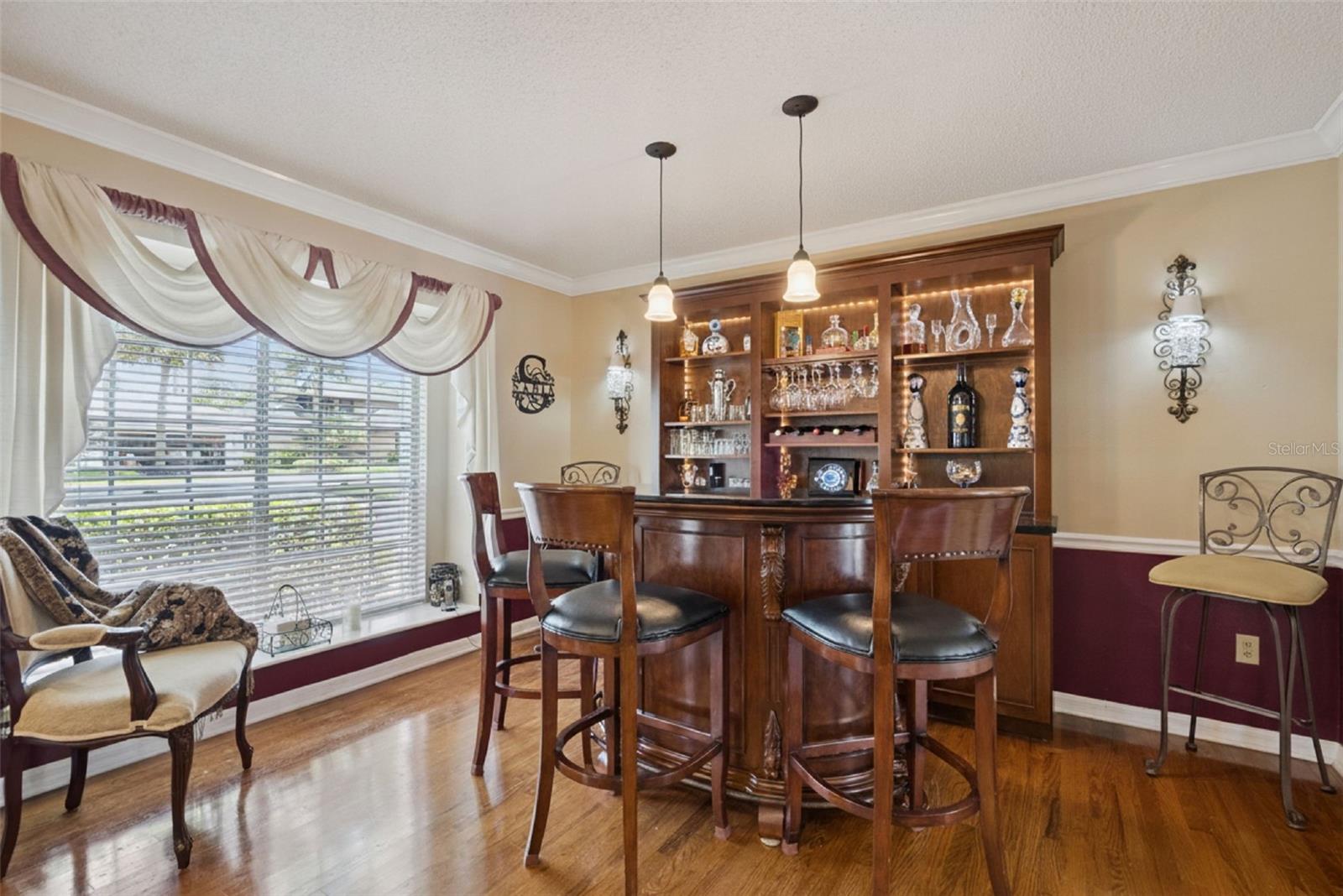 SHADOWBAY UNIT 1 - Residential