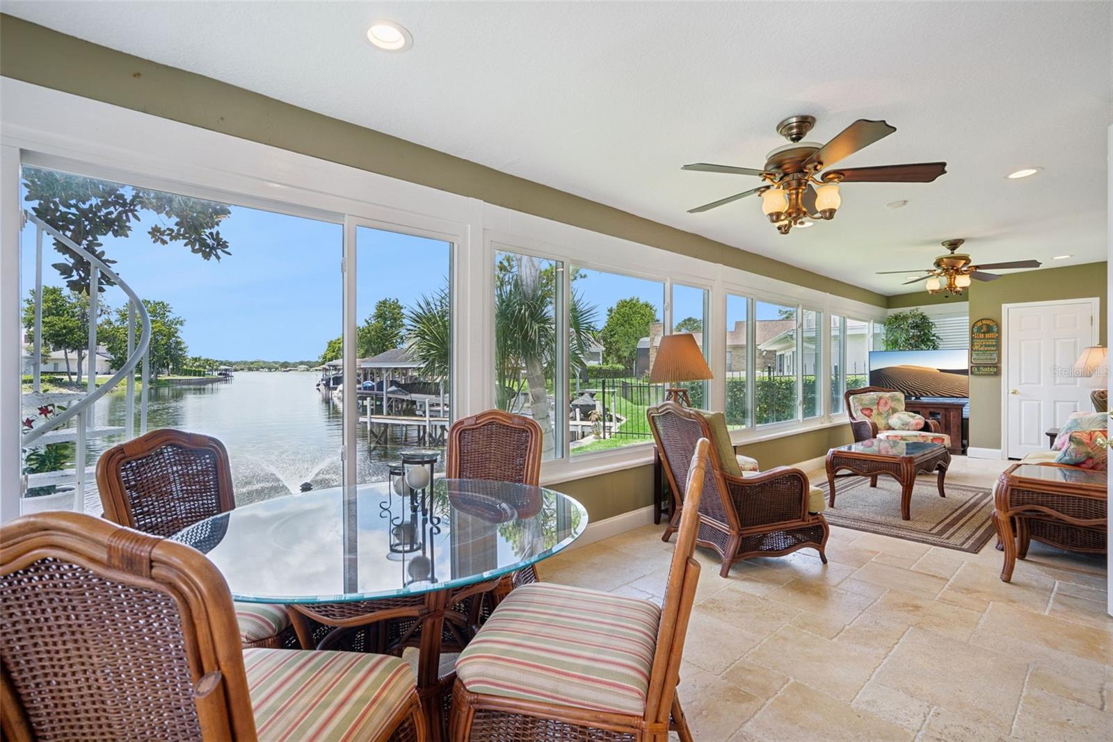 SHADOWBAY UNIT 1 - Residential