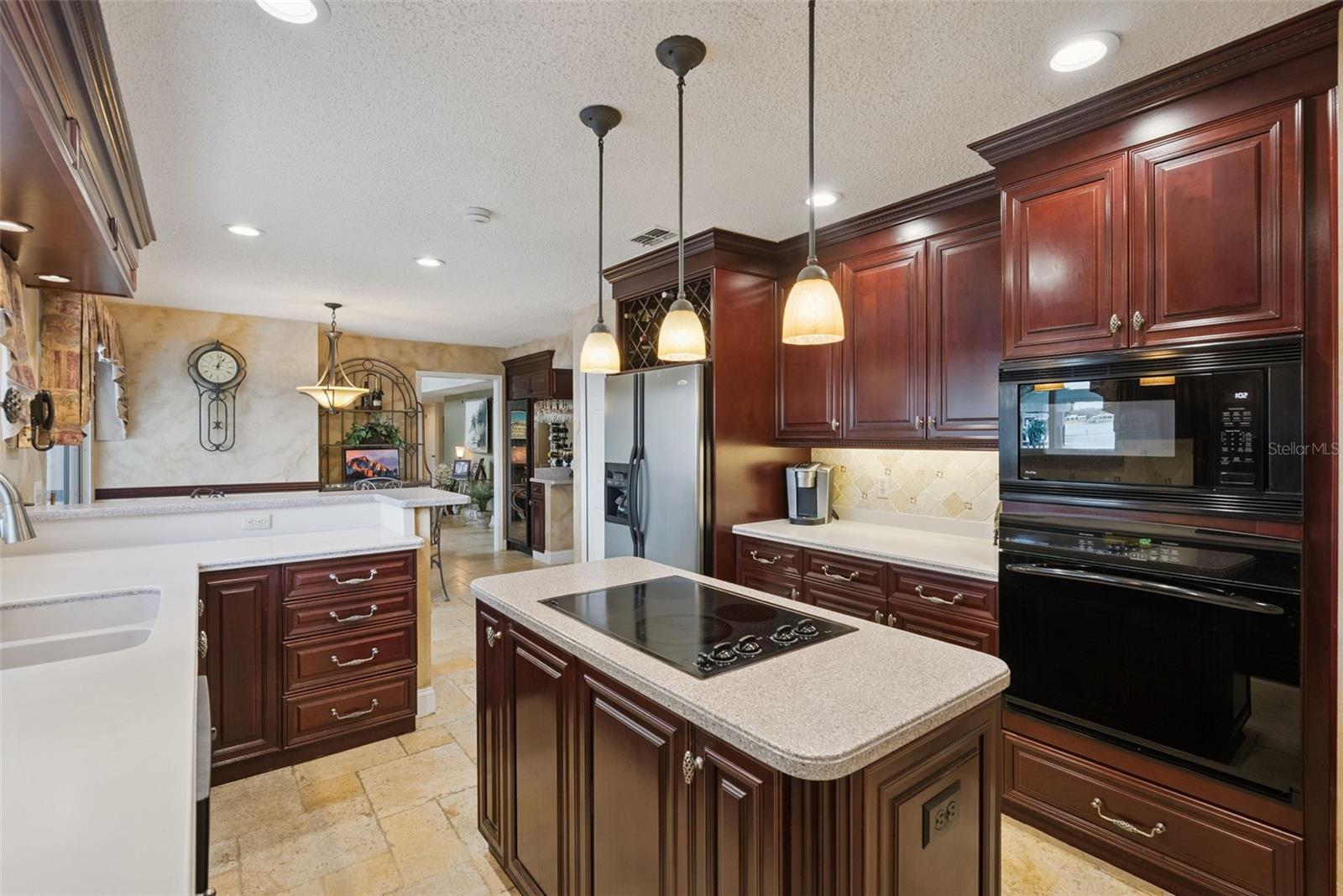 SHADOWBAY UNIT 1 - Residential
