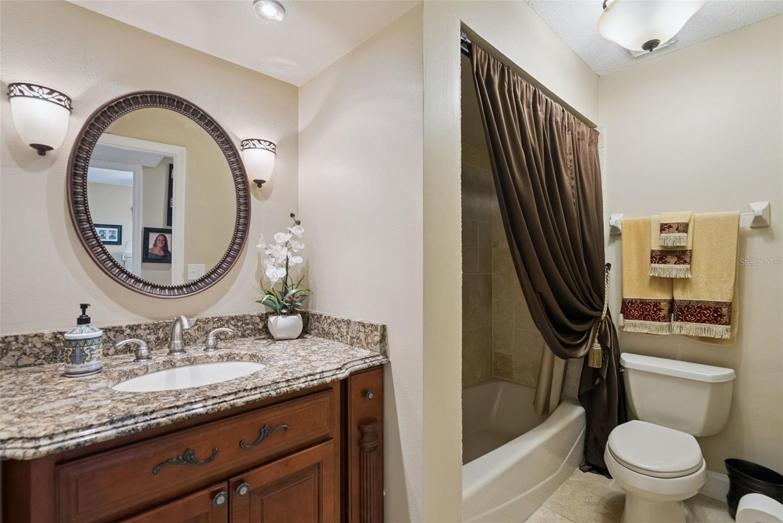 SHADOWBAY UNIT 1 - Residential