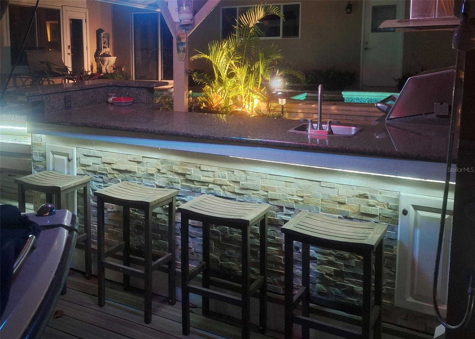 SHADOWBAY UNIT 1 - Residential