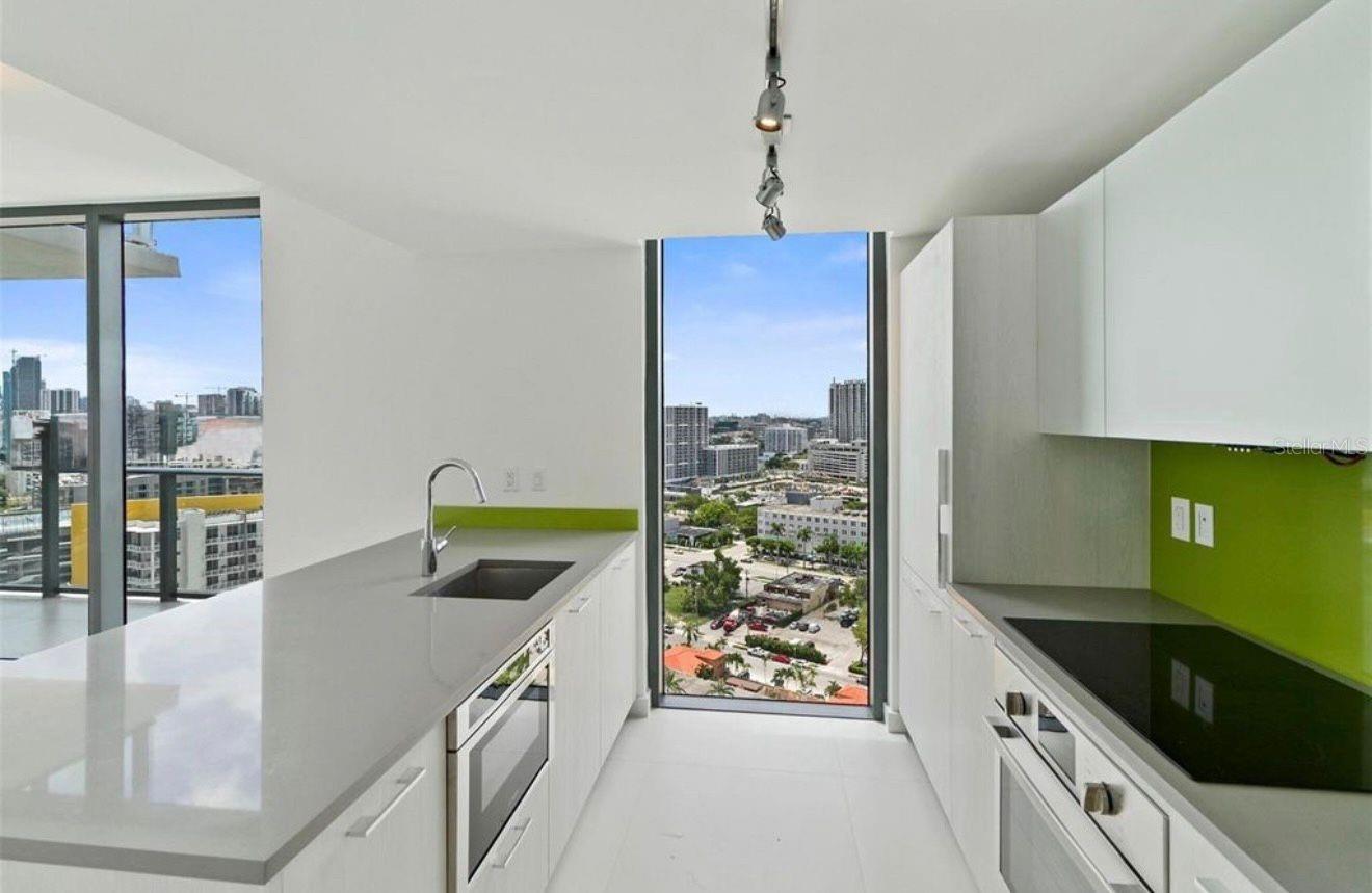 PARAISO BAYVIEWS - Residential