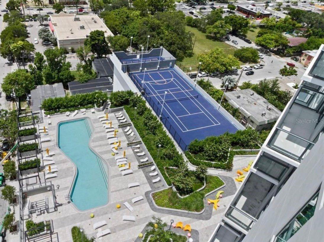 PARAISO BAYVIEWS - Residential
