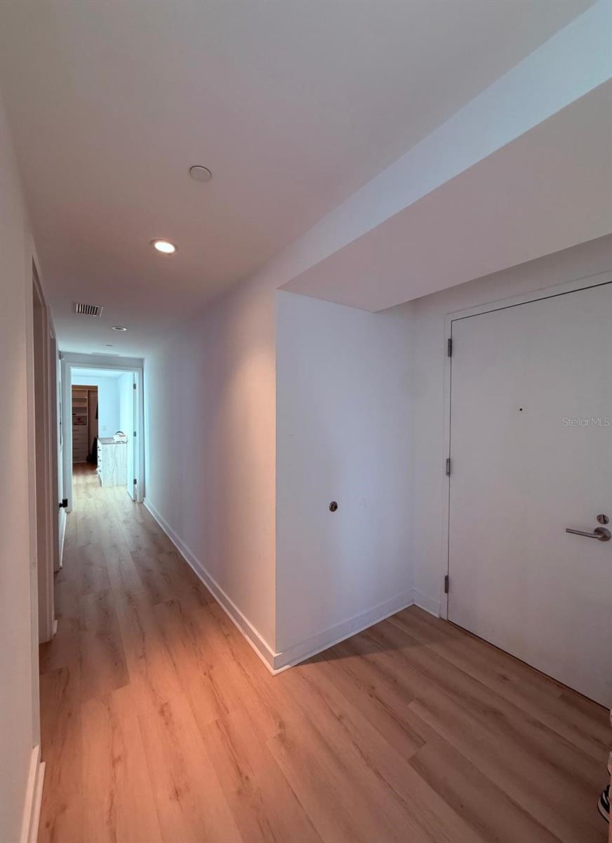 PARAISO BAYVIEWS - Residential
