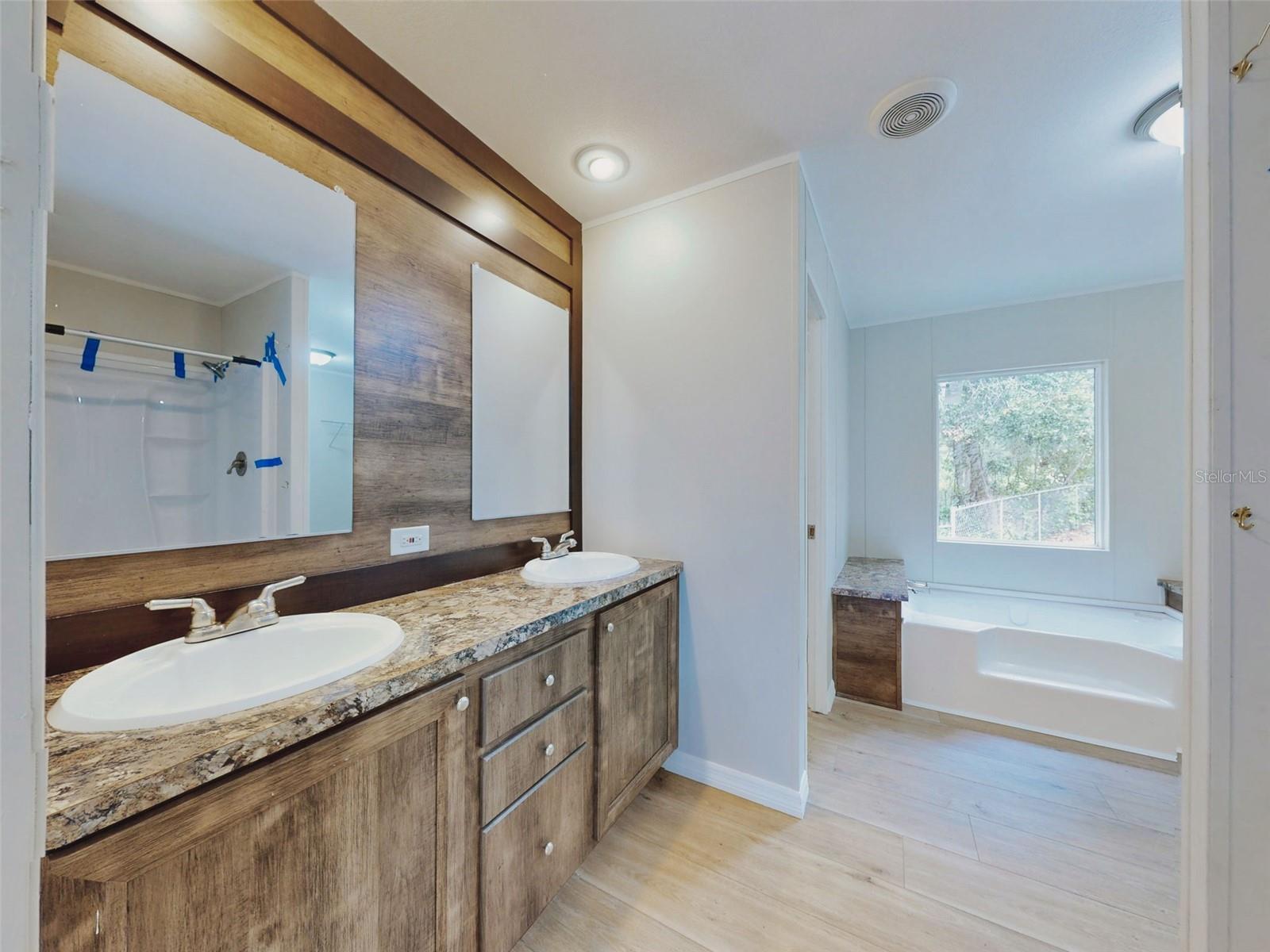 LAKE WEIR HEIGHTS - Residential