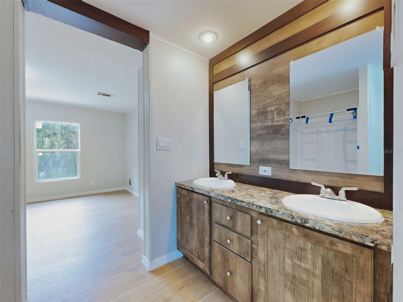 LAKE WEIR HEIGHTS - Residential