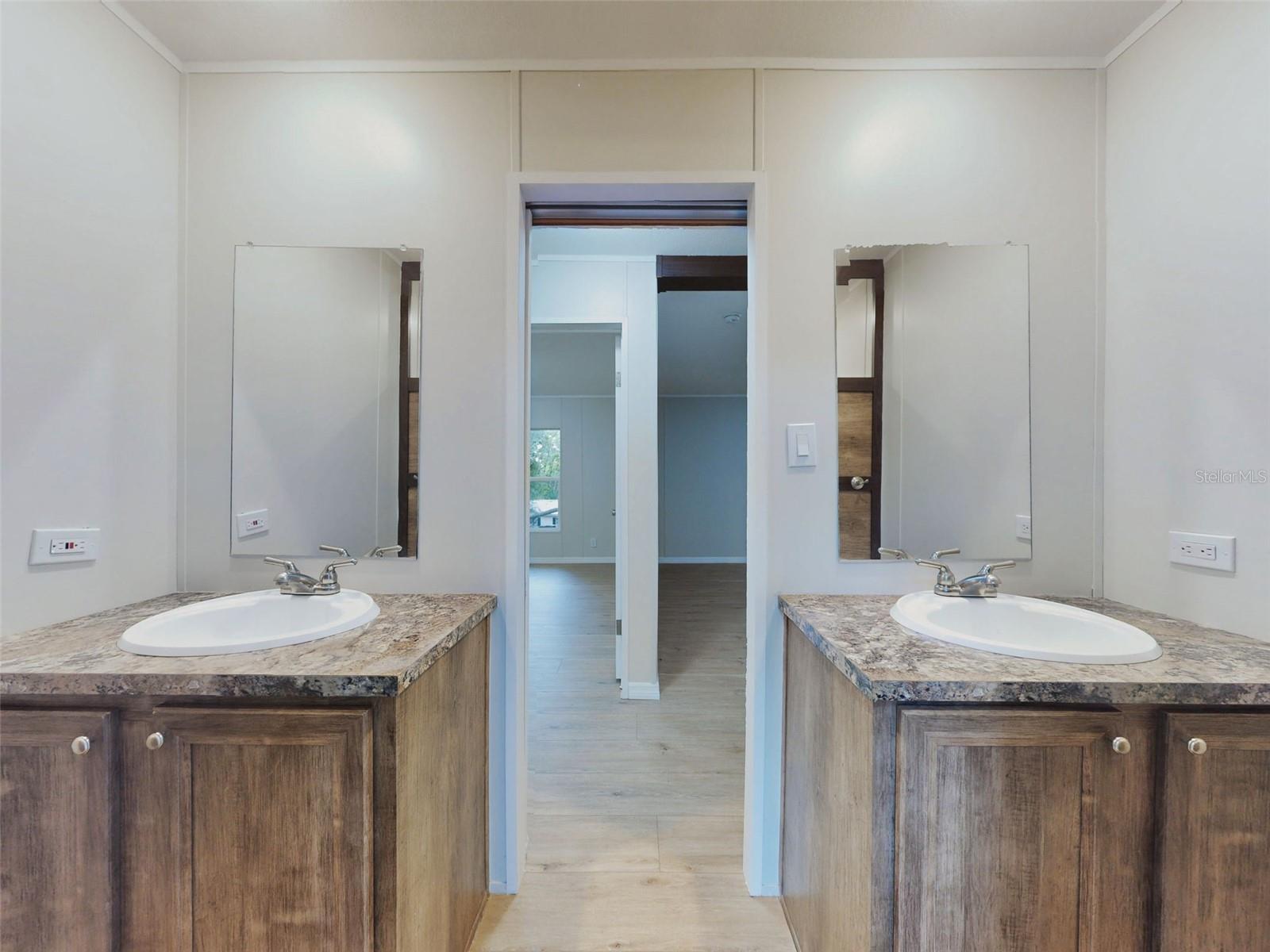 LAKE WEIR HEIGHTS - Residential