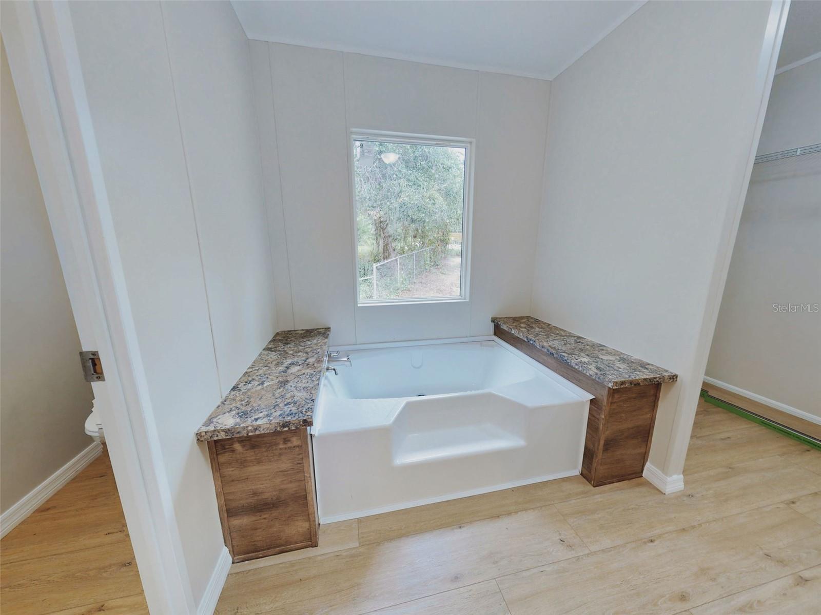 LAKE WEIR HEIGHTS - Residential