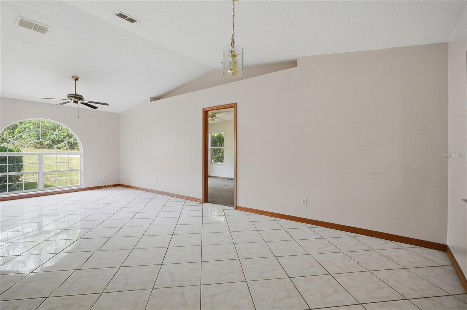 CITRUS SPGS UNIT 01 - Residential