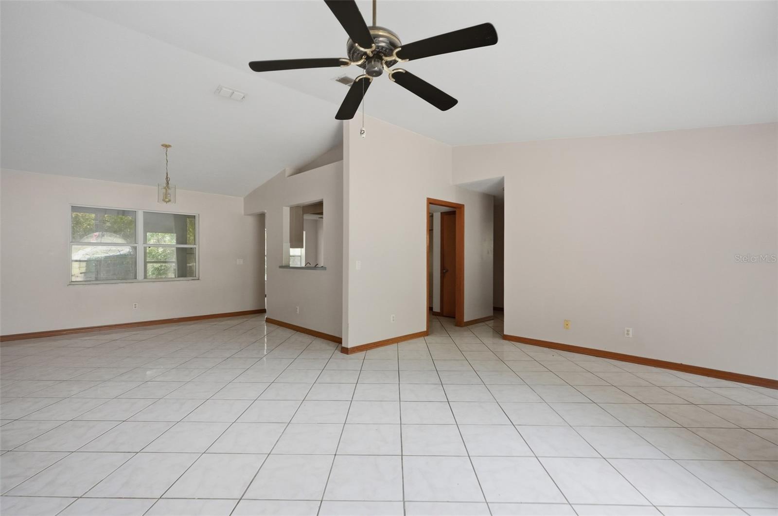 CITRUS SPGS UNIT 01 - Residential