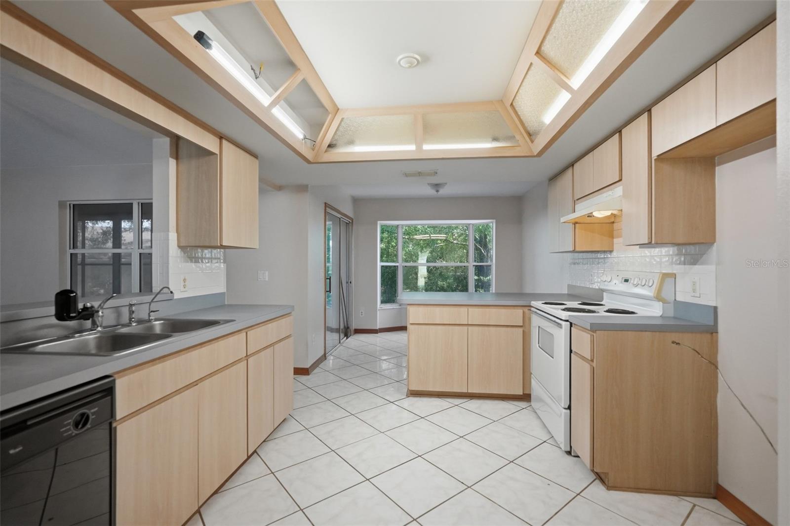 CITRUS SPGS UNIT 01 - Residential