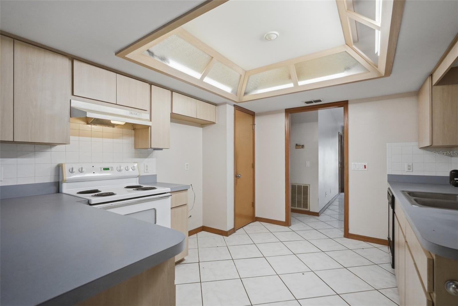 CITRUS SPGS UNIT 01 - Residential
