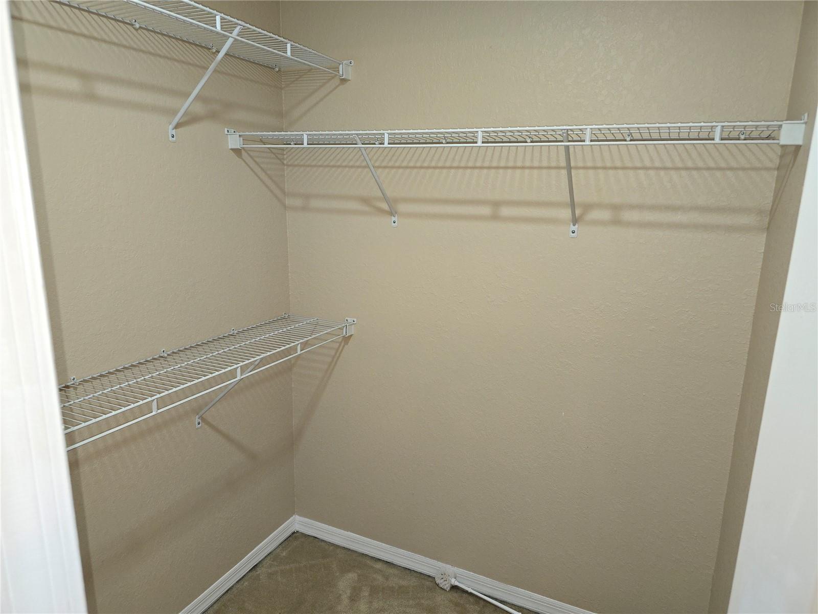 ADMIRALS WALK - Residential