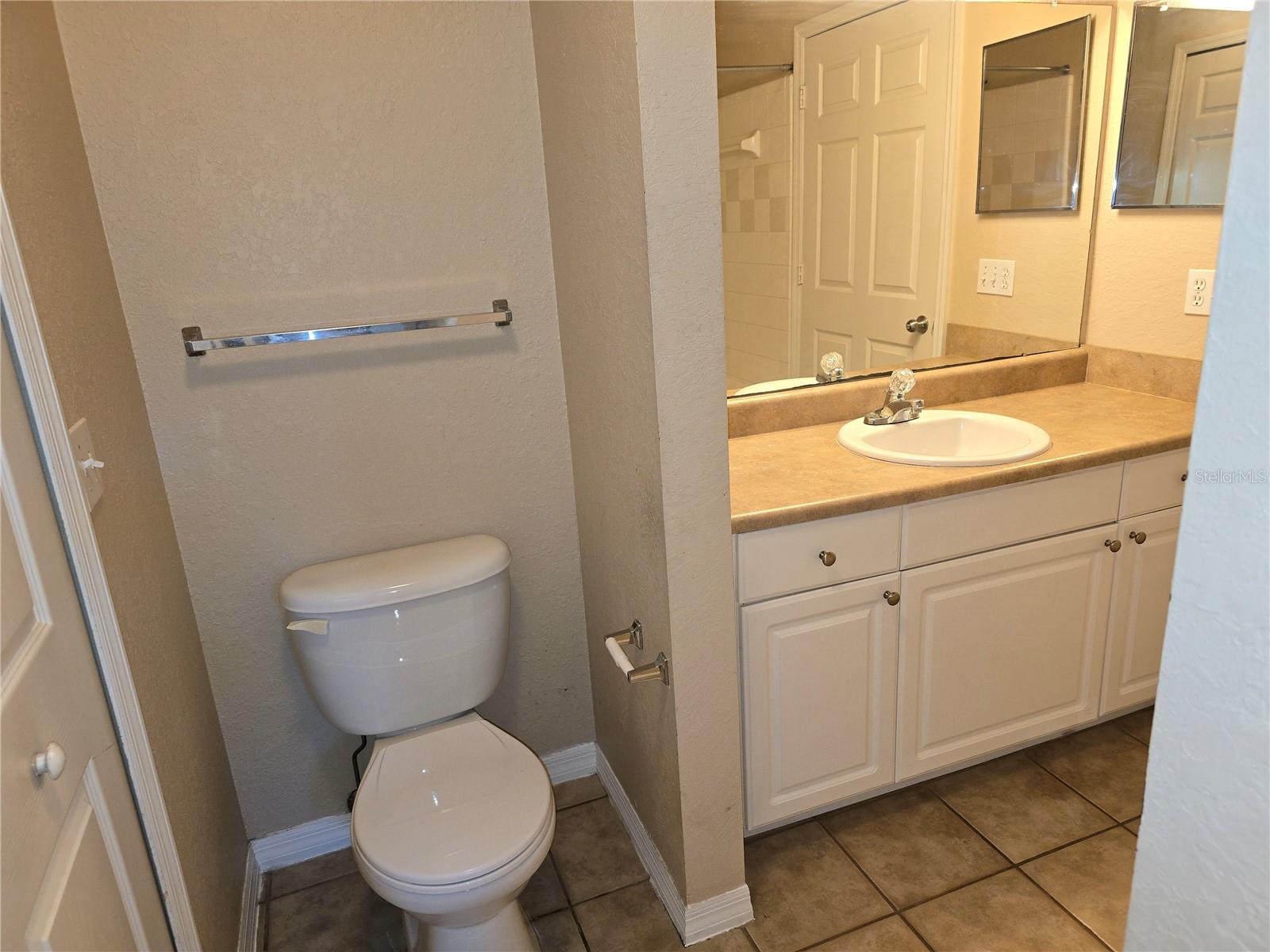 ADMIRALS WALK - Residential