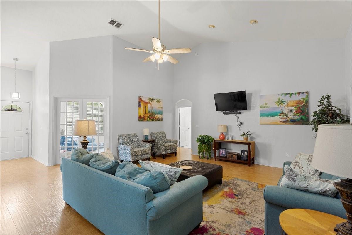 BLUES CREEK UNIT 3-B - Residential