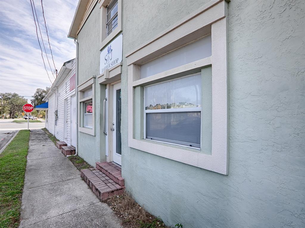 MASONS EXT DENHAM SUR - Commercial Sale