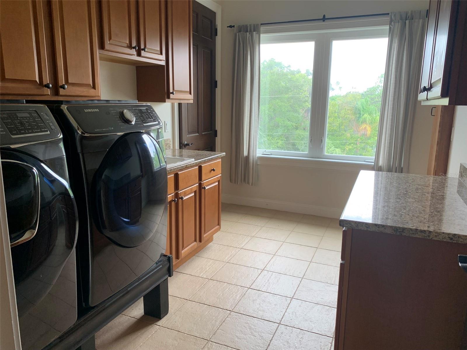 SHORE ACRES EDGEWATER SEC - Residential