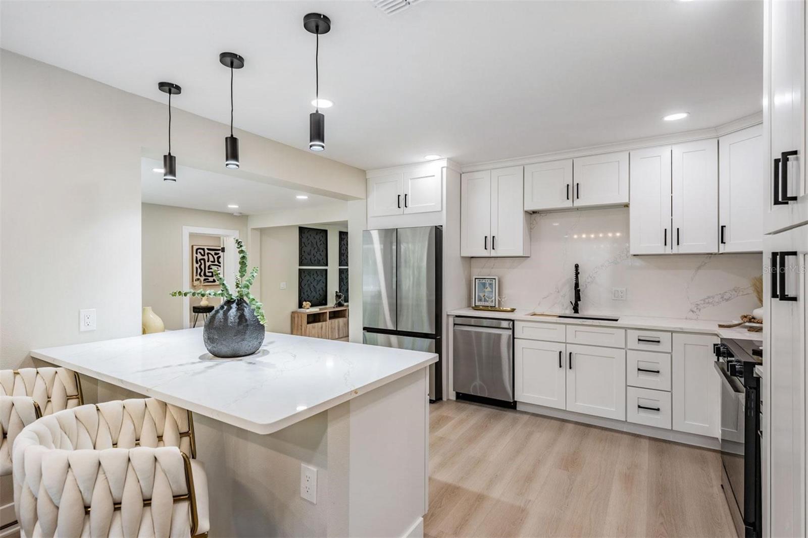MORRISON COURT - Residential