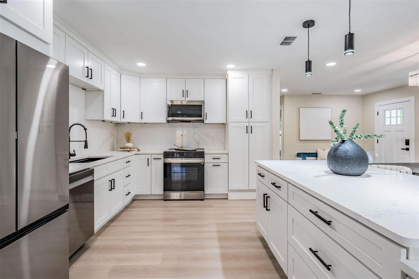 MORRISON COURT - Residential