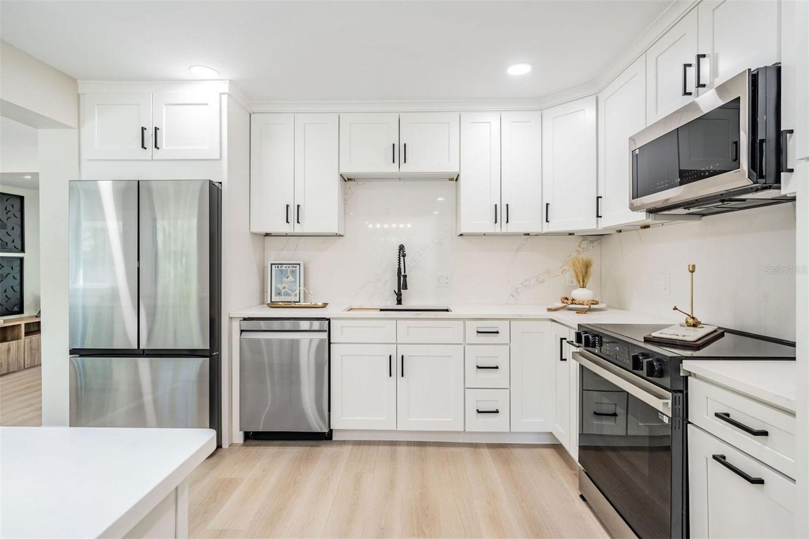 MORRISON COURT - Residential